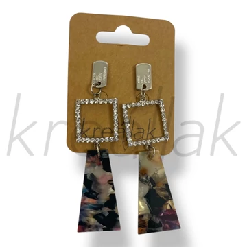 Fekete trapéz plasztik fülbevaló