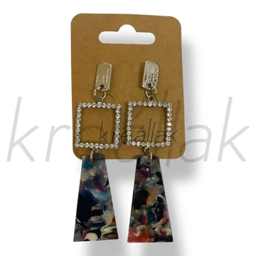 Lilás plasztik trapéz fülbevaló