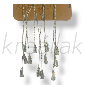 Ezüst színű csepp köves fülbevaló