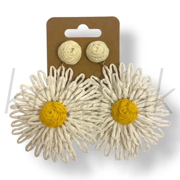 Fehér virág szalma fülbevaló