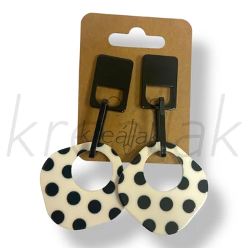 Pöttyös fehér fülbevaló