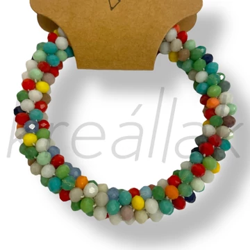 Apró színes gyöngyös karkötő