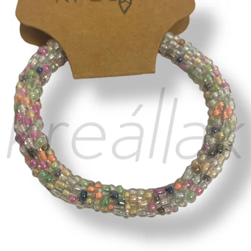 Apró gyöngyös színes karkötő