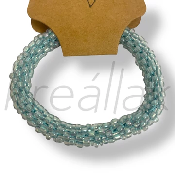 Apró gyöngyös világoskék karkötő