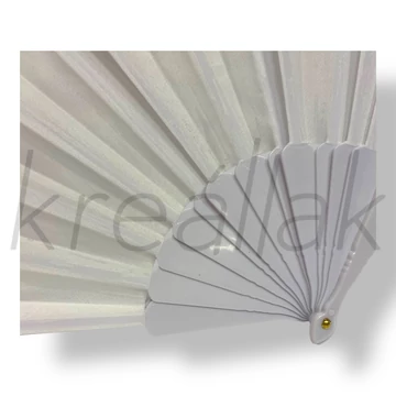 Fehér összecsukható legyező