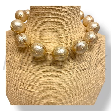 Gyöngyházas gömbös nyaklánc