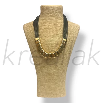 Arany betétes nyaklánc