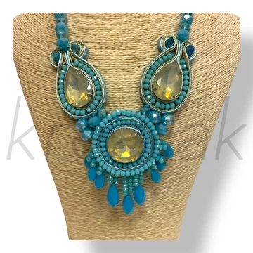 Türkizkék gyöngyös nyaklánc