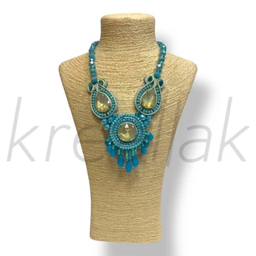 Türkizkék gyöngyös nyaklánc