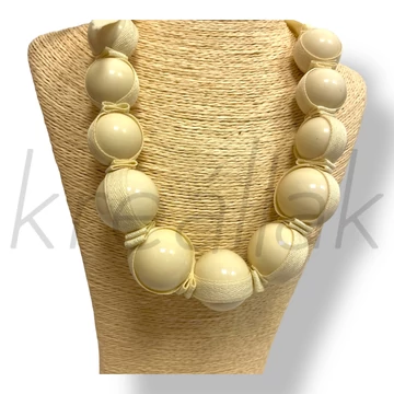 Törtfehér golyó gyöngy nyaklánc