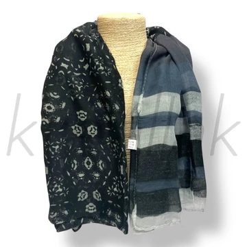 Fekete  virág-csíkos sál 