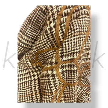 Barna lufi kutya sál