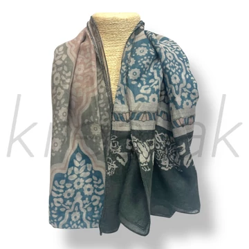 Kobaltkék virágos sál