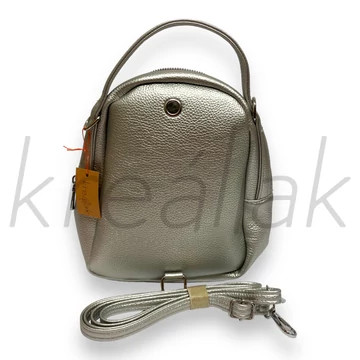 Hátitáska - Ezüst kicsi hátitáska