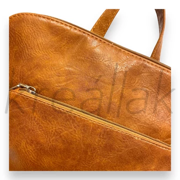 Hátitáska - Barna nagy hátitáska