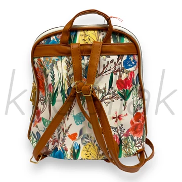 Hátitáska - Lepkés,virágos fehér hátitáska