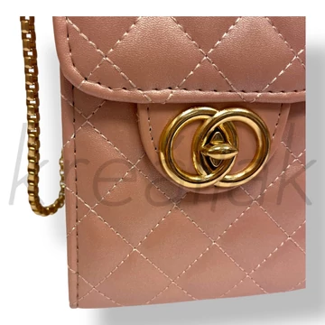 Rózsaszín kis táska