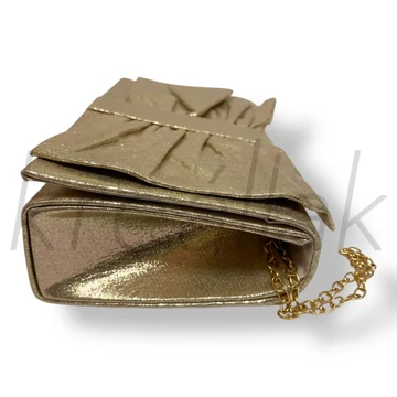 Arany szatén táska