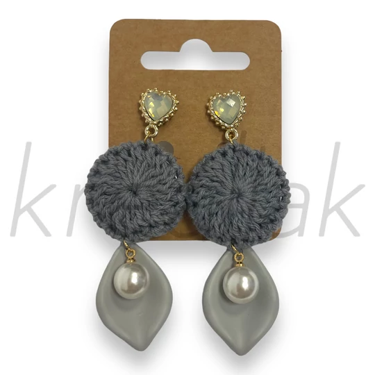 Fülbevaló - Horgolt,gyöngyös fülbevaló