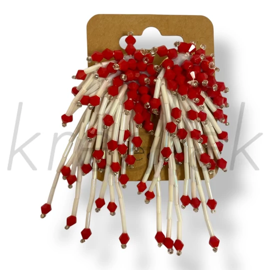 Piros gyöngyös fülbevaló