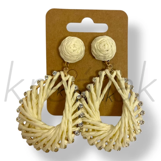 Törtfehér csepp szalma fülbevaló