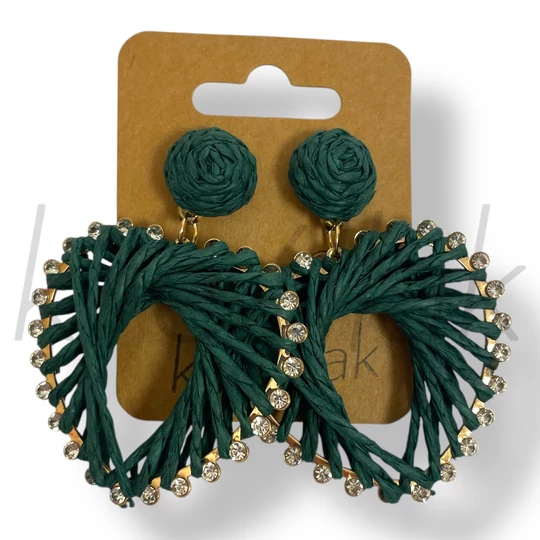 Zöld szíves szalma fülbevaló