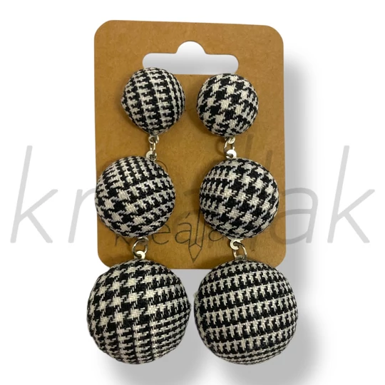 Fekete-fehér eszterházi kockás fülbevaló
