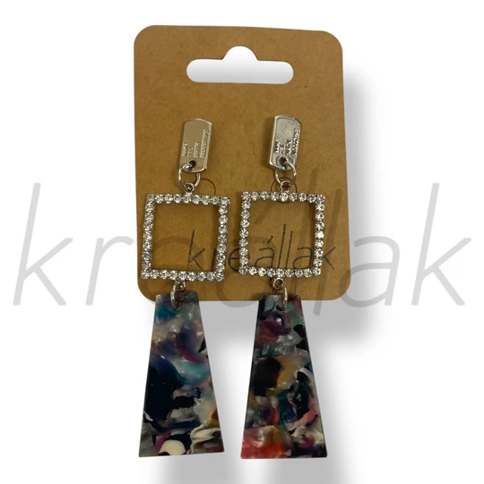 Lilás plasztik trapéz fülbevaló