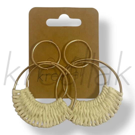 Fehér szalma karika fülbevaló