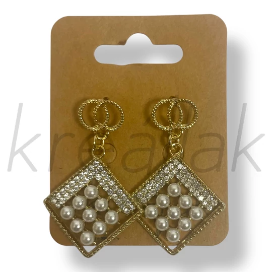 Fehér gyöngyös rombusz fülbevaló
