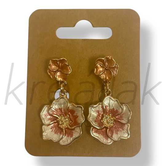 Rózsaszín virág fülbevaló