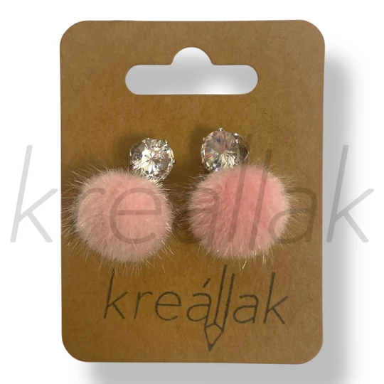 Rózsaszín szőr gömb fülbevaló