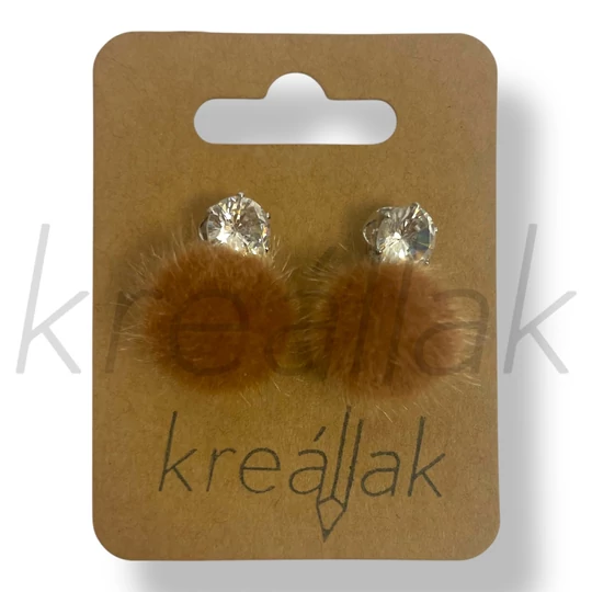 Barna szőr gömb fülbevaló