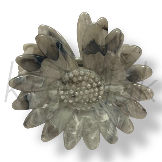 Szürke margaréta virág hajcsat