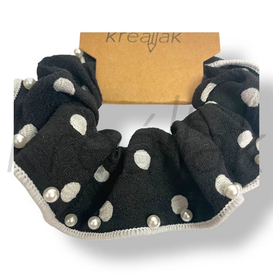 Fekete pöttyös hajgumi 