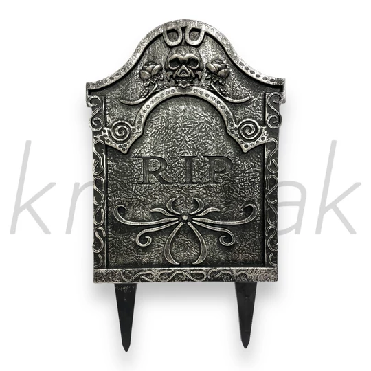 Leszúrható műanyag sírkő