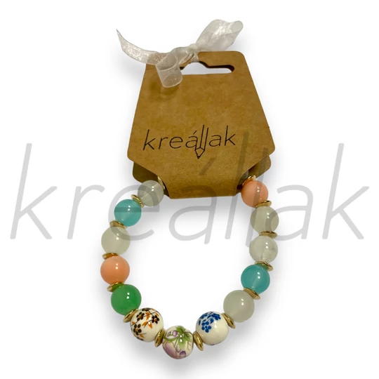 Karkötő - Színes plasztik gyöngyös karkötő