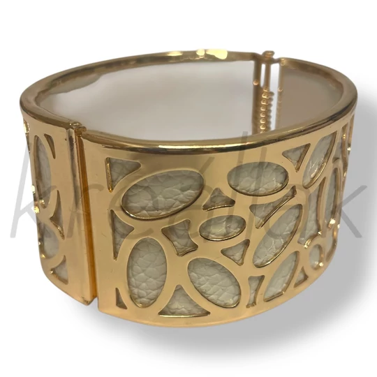 Törtfehér műbőr karperec