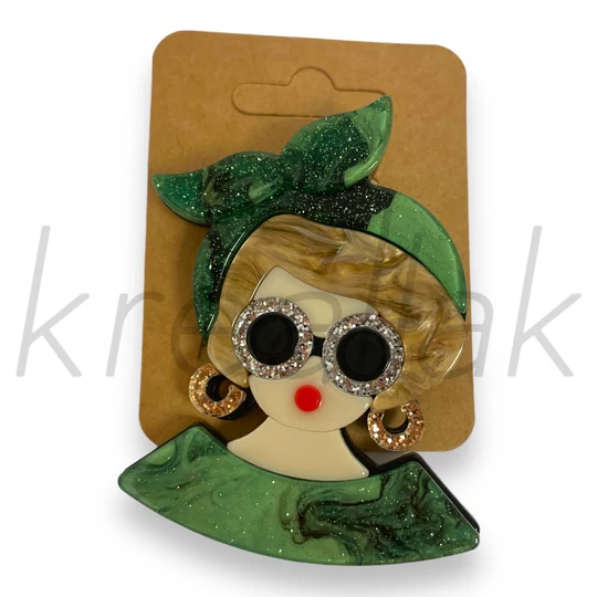 Bross - Zöld szemüveges nő kitűző