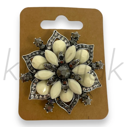 Bross - Fehér virág kitűző