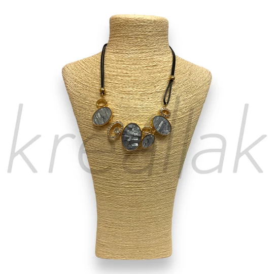 Nyaklánc - Ovális körös ezüst nyaklánc