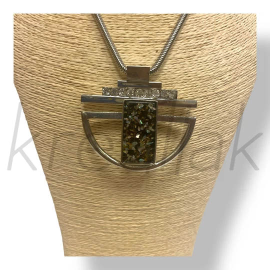 Ezüst színű köves nyaklánc