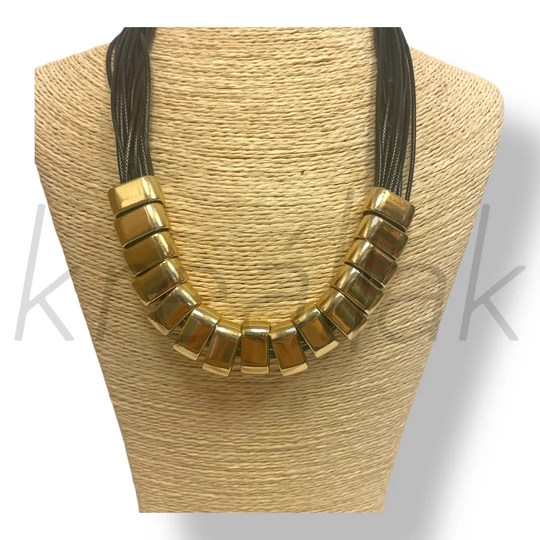 Arany betétes nyaklánc