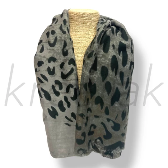 Szürke ocelot mintás sál