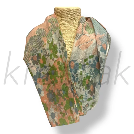 Barack virágos kendő