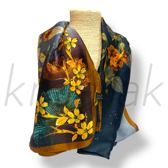 Barna virágos selyem kendő