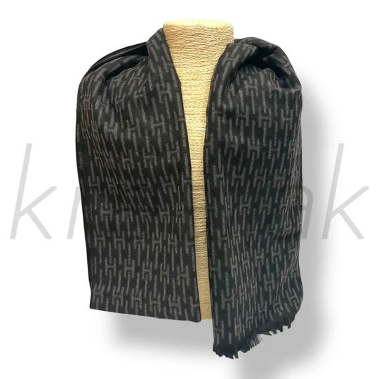 Fekete kétoldalas férfi sál