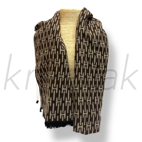 Barna kétoldalas férfi sál