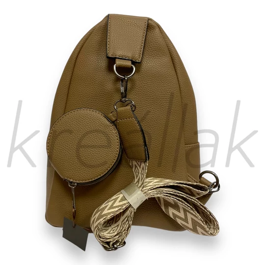 Tobe színű keresztpántos hátizsák