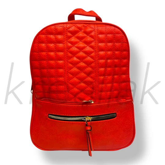 Piros steppelt mintás hátizsák